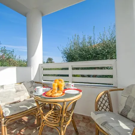 Appartamento Agios Sostis Village By 